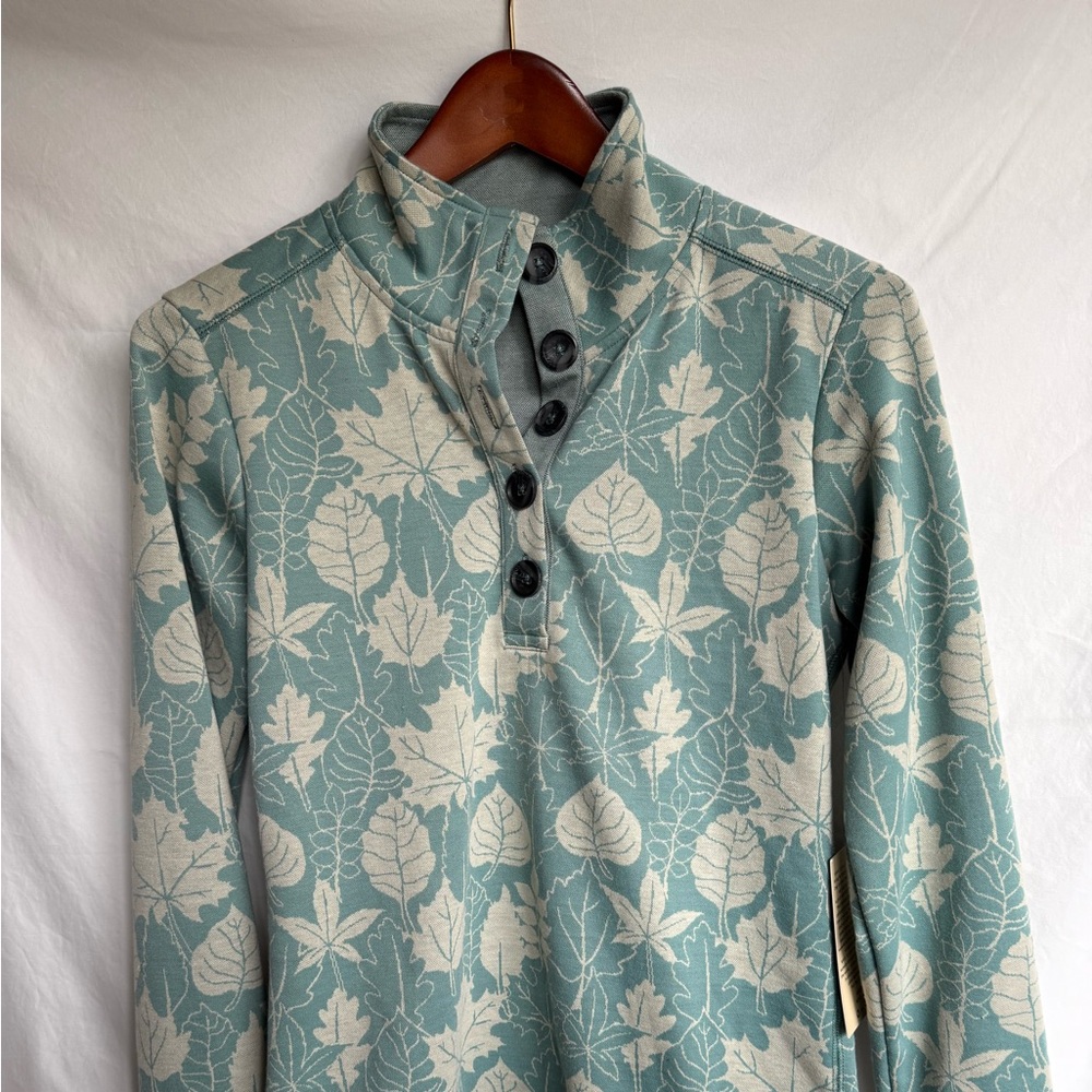 Kavu Blue Leaf Print Women's Top